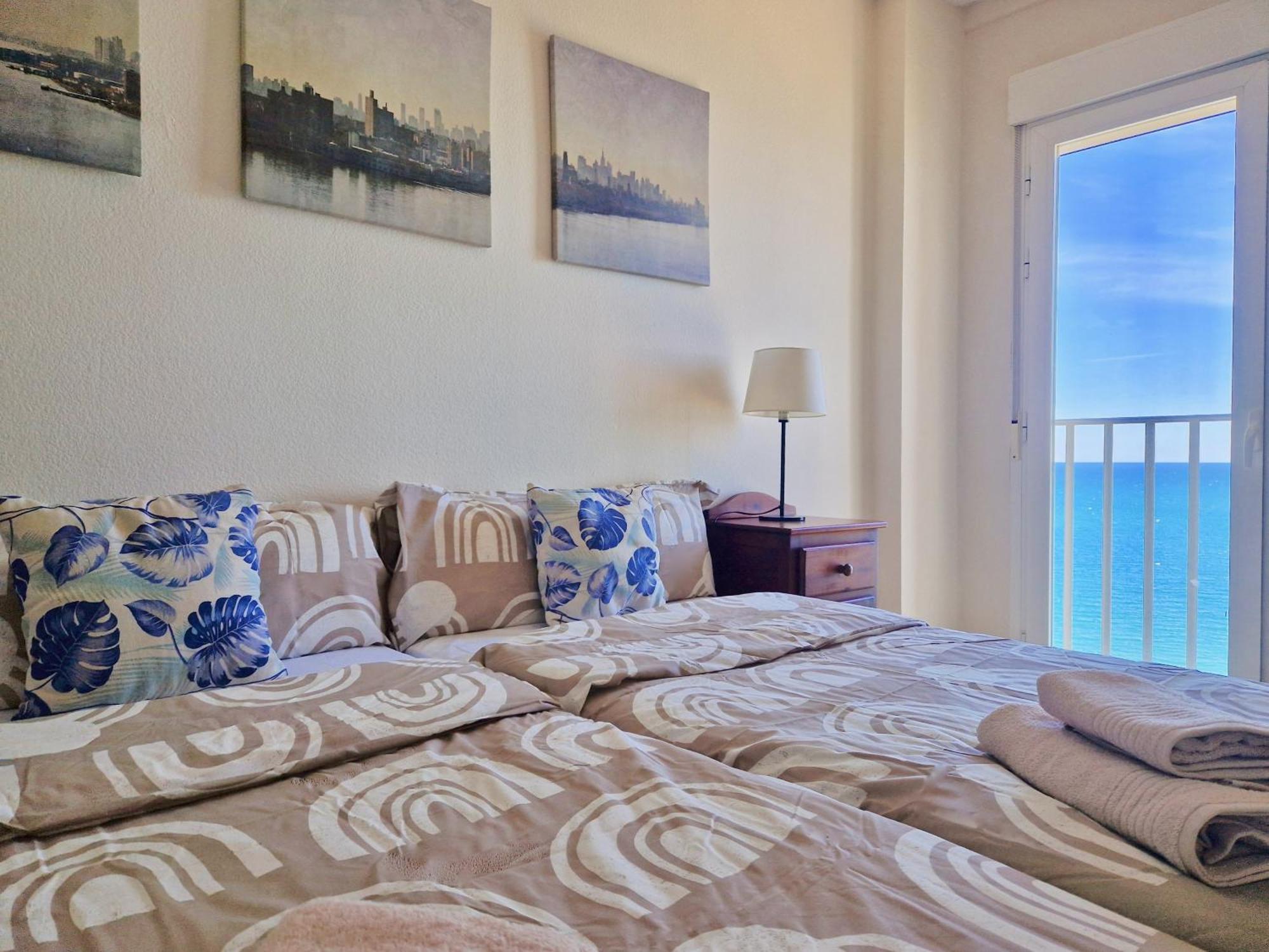 Sr Malagueta Beach Front Wonderful Sea View Málaga Esterno foto